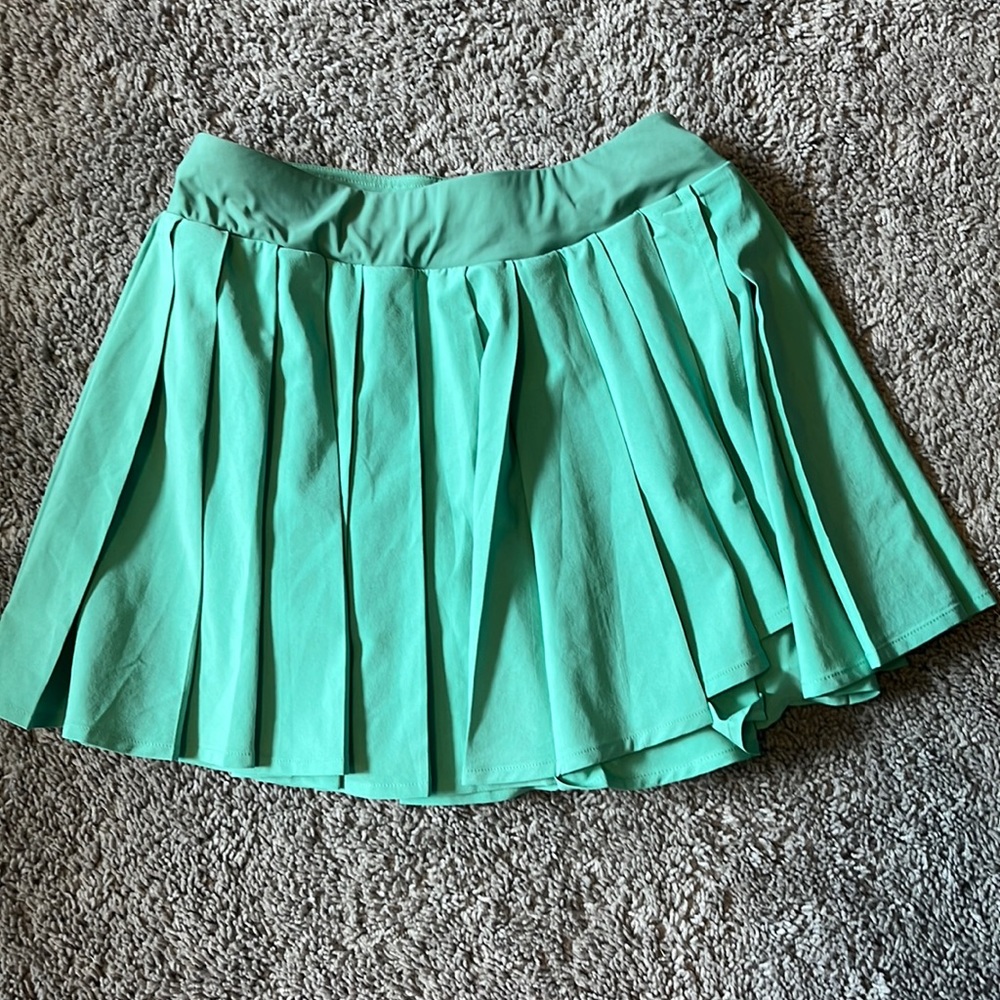 Outdoor voices skort